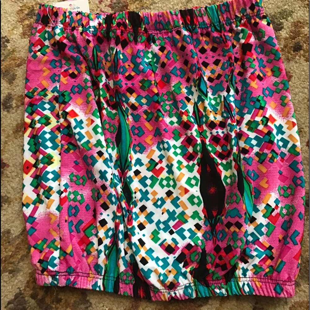 **brand new** Pattern Tube Top